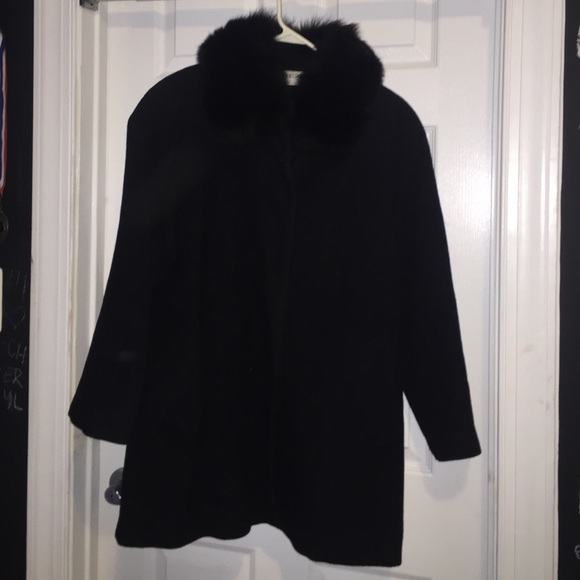 Forecaster Black Pea, mink fur collar