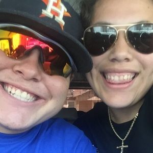 Meet your Posher, Desiree