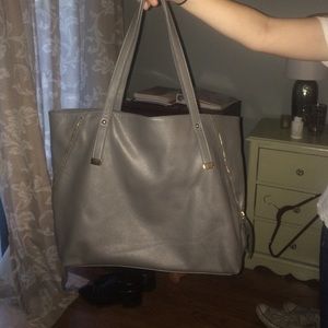 F21 Tote Bag
