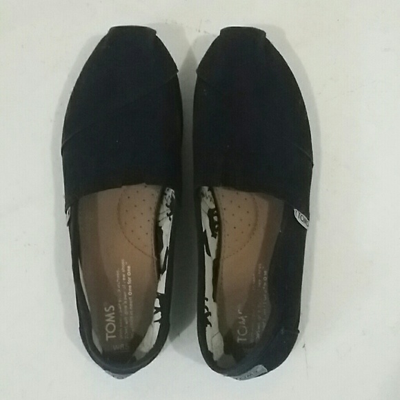 Toms
