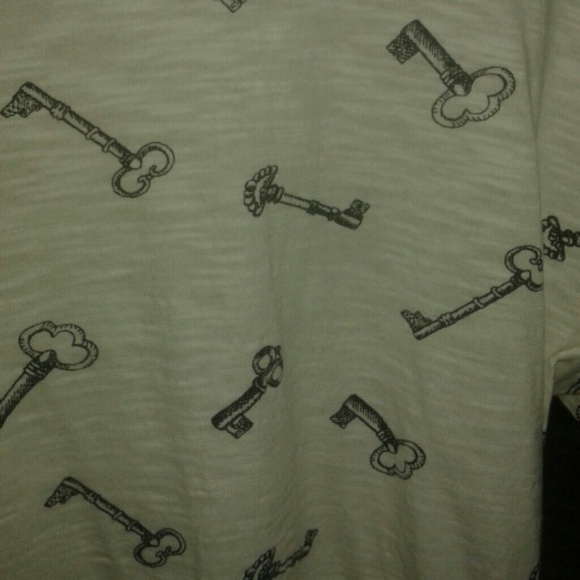 Crop top - Picture 3 of 3