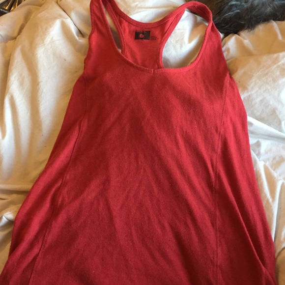 Red racer back tank