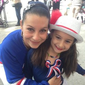 Meet your Posher, Crystal