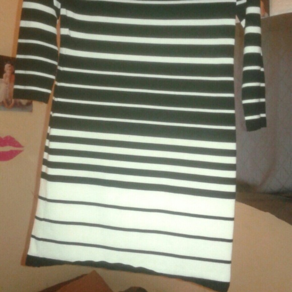 Tunic - Picture 3 of 4