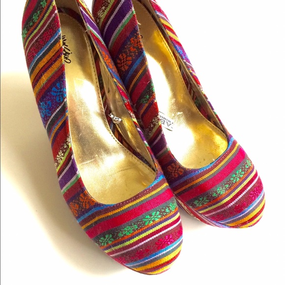 Mossimo Supply Co. Shoes - Mossimo Multicolored Pattern Wedges.