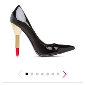 *BRAND NEW IN BOX* lipstick high heel.