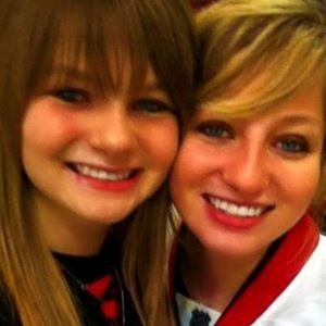 Meet your Posher, Elyse