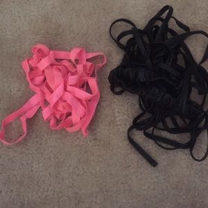 Black/pink leg wraps **reserved