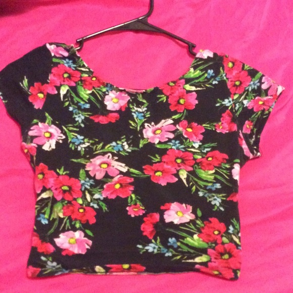 Flower print crop top
