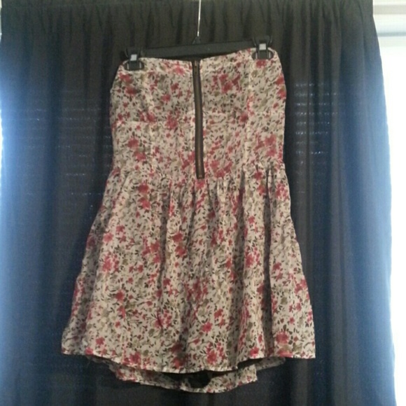 Strapless Edgy Floral Printed Romper Dress