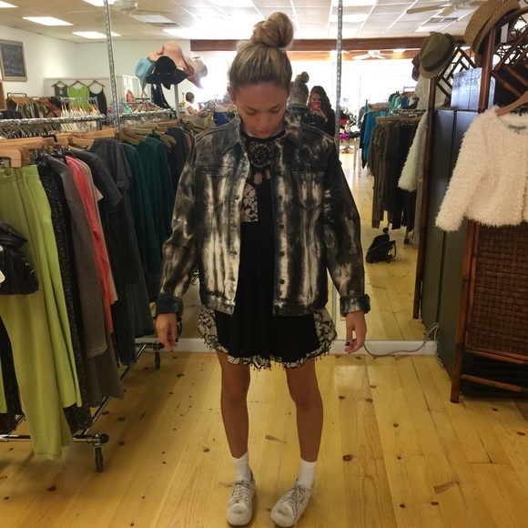 Meet your Posher, Livs - Picture 2 of 3