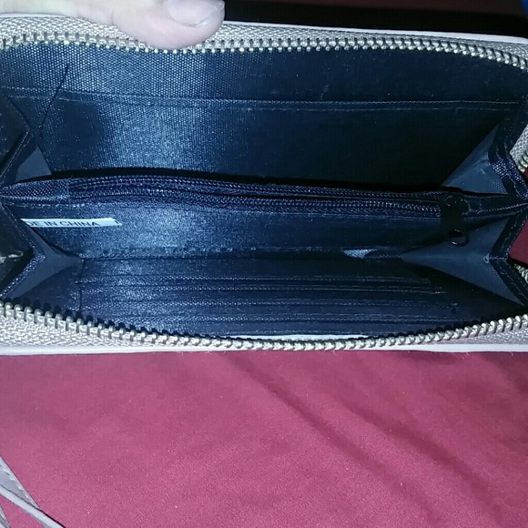 Wallet - Picture 2 of 3