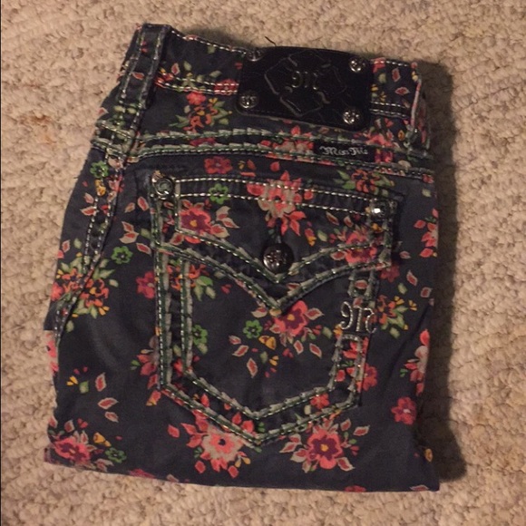 Unique Miss me jeans!