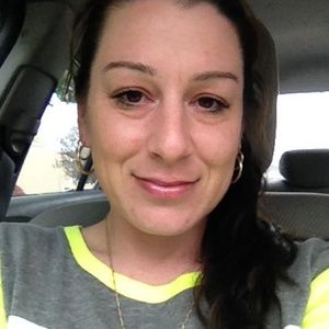 Meet your Posher, Alicia