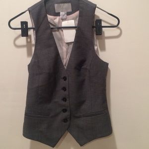 H&M fitted gray vest