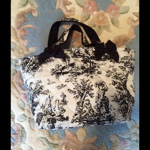 Purse made from toile fabric