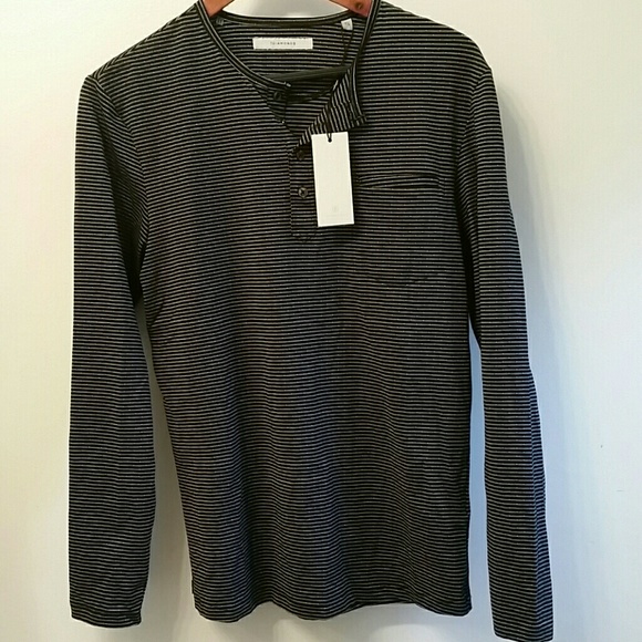 Men's striped long sleeve crew neck shirt