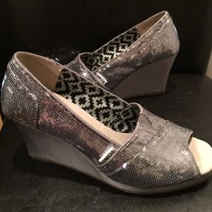 Toms Silver/Grey sequin peep toe wedges