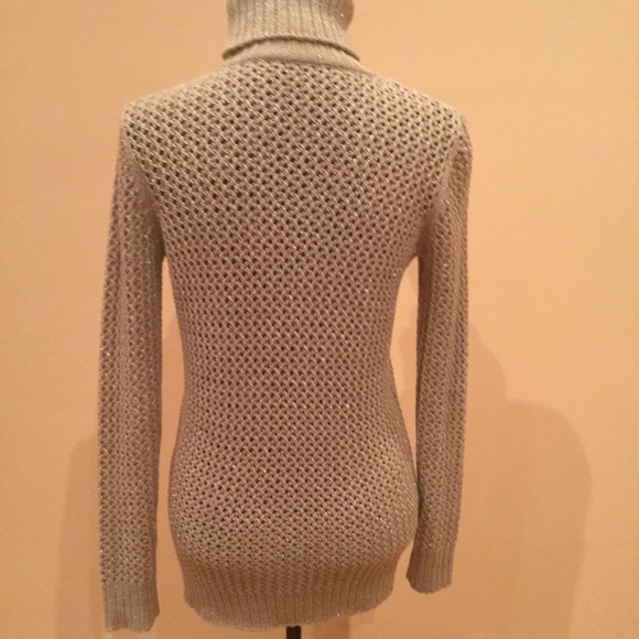 Gorgeous sweater by AEFFE- almost new. - Picture 2 of 4
