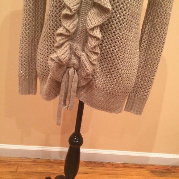 Gorgeous sweater by AEFFE- almost new. - Picture 3 of 4