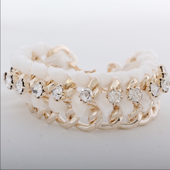 💕Host Pick 💕Bracelet - Picture 2 of 4