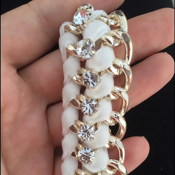 💕Host Pick 💕Bracelet - Picture 3 of 4