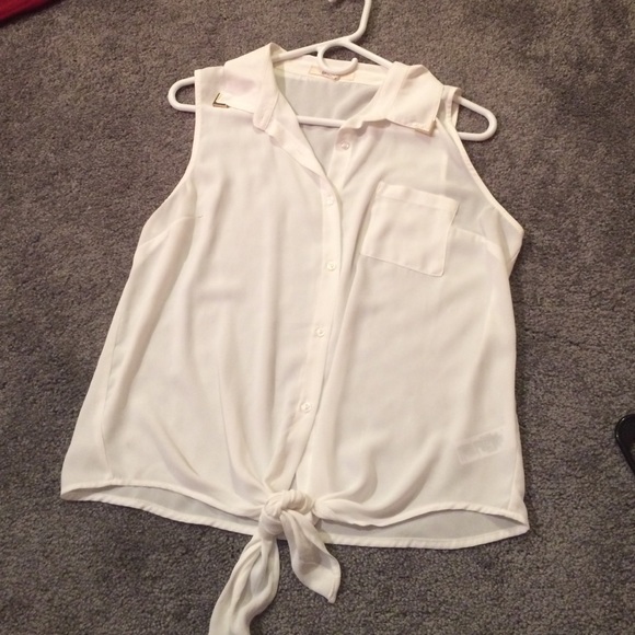 White tank top