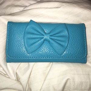 blue bow wallet! 🎀💙