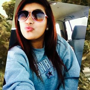 Meet your Posher, Christin