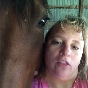 Meet your Posher, Bettina