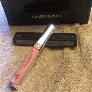 ABH liquid lipstick shade: Pure Hollywood TRADED