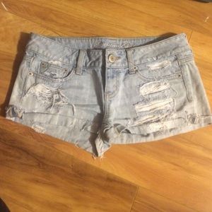 American eagle ripped Jean shorts