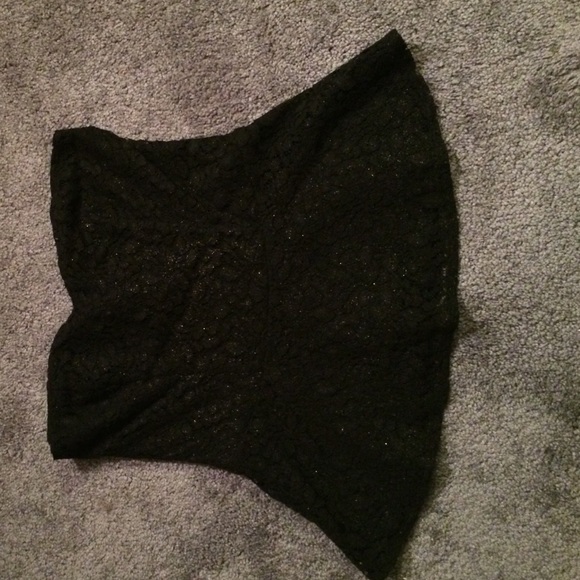 Strapless top