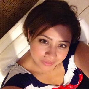 Meet your Posher, Isabel