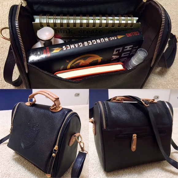 NWT! Black Barrel Bag/ Purse Crown Emblem
