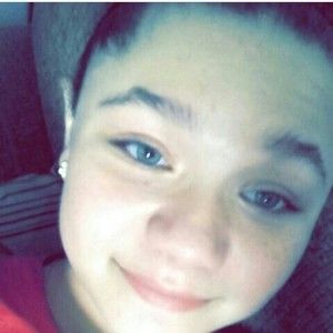 Meet your Posher, T'kya