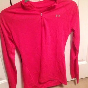 Under armor running top