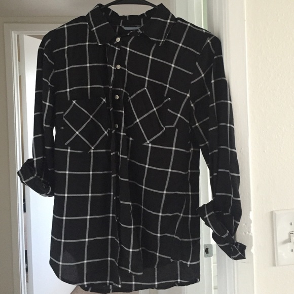 Long sleeve black and silver flannel.