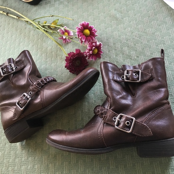 Perfect American Eagle booties! OFFER AWAY!👍👍