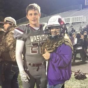 Meet your Posher, Caitlin nicole