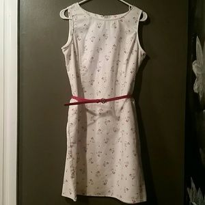Adorable Shift dress with Pockets