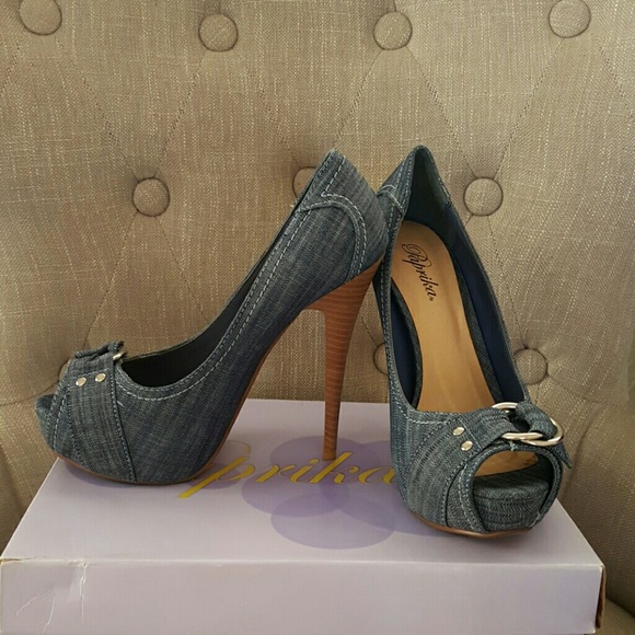Jean heels - Picture 2 of 3