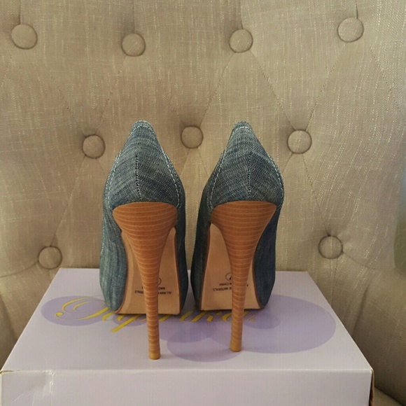 Jean heels - Picture 3 of 3