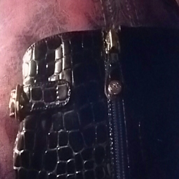 Crocadile fiercely sexy black boots. - Picture 4 of 4