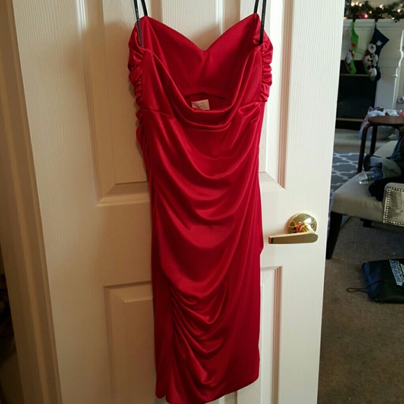 Dress - Picture 2 of 3