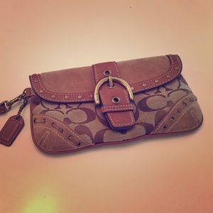 Brown small wrist clutch