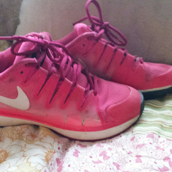 Nike size 5.5 youth