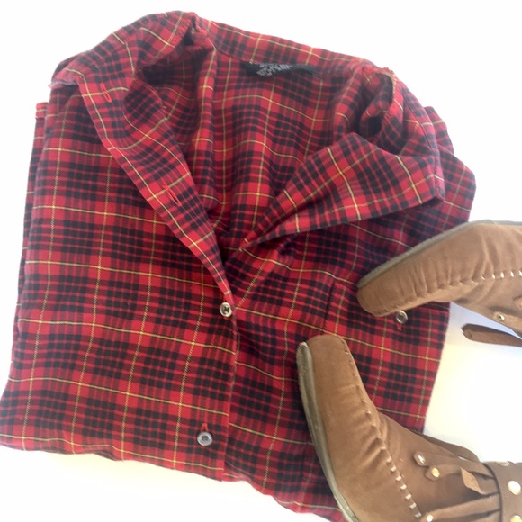 Kitty Hawk Tops - 🆕 Plaid Flannel Top