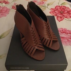 Adorable brown leather wedges