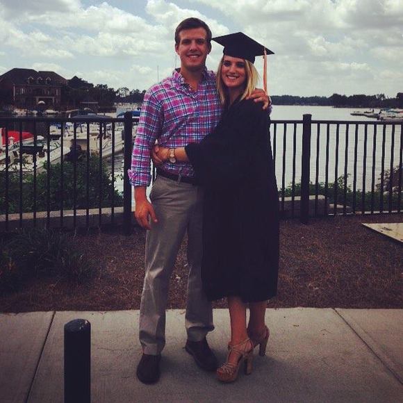 Meet your Posher, Ashley - Picture 1 of 1